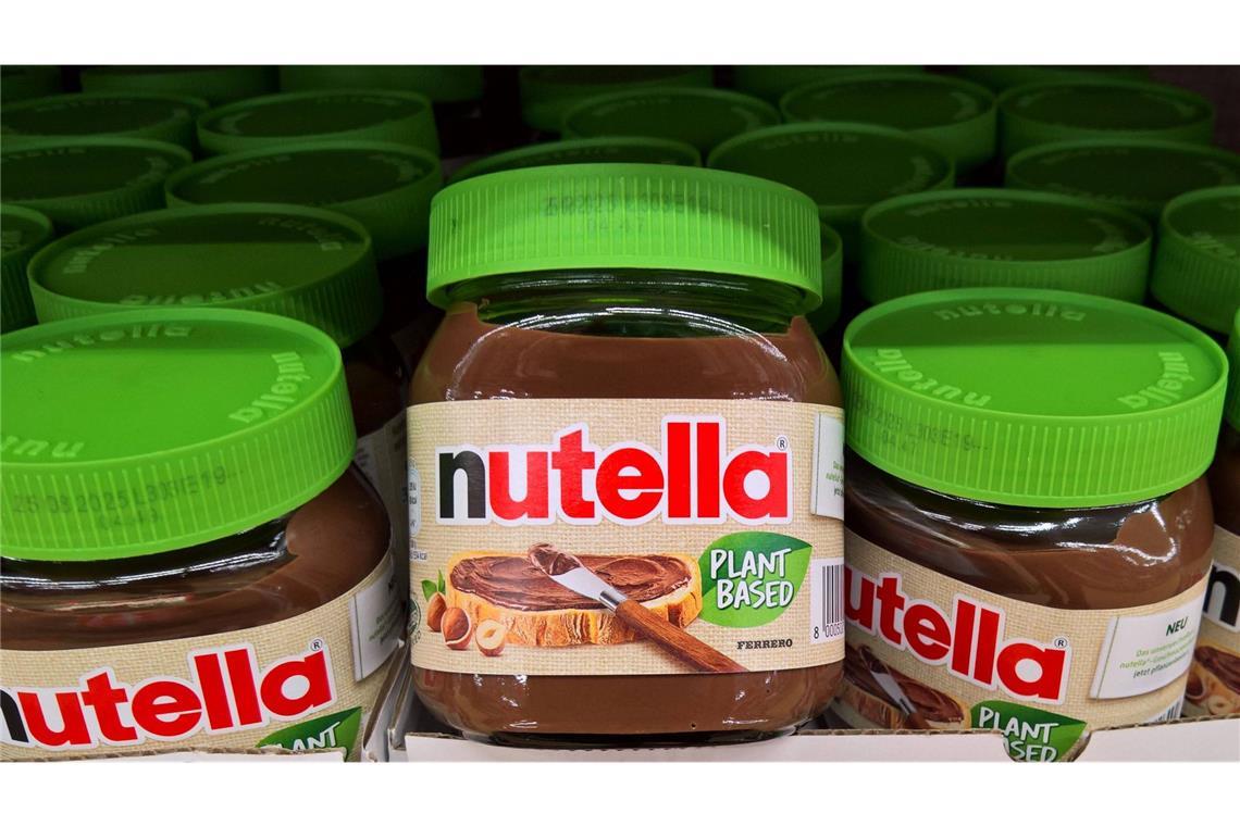 Was in der neuen Nutella steckt – und warum sie so viel teurer ist Die „plant based“ Nutella ist seit diesem Jahr im deutschen Einzelhandel erhältlich.