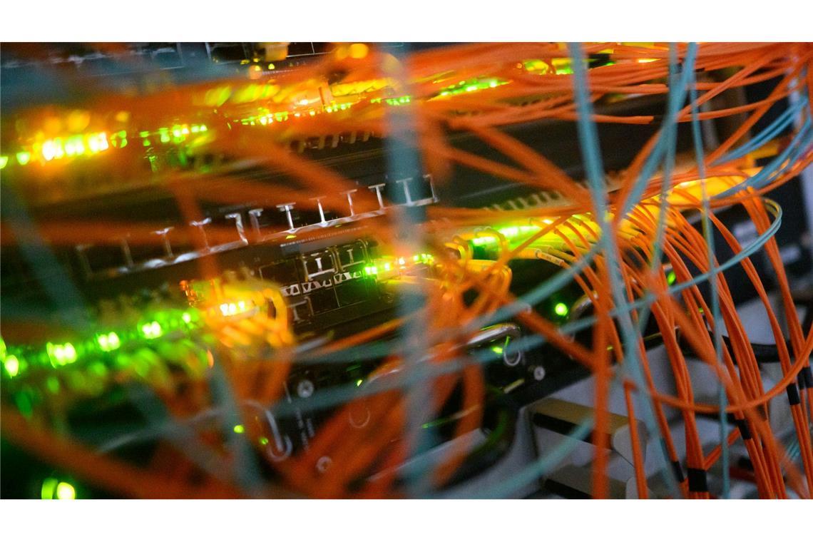 BKA: Schlag gegen große illegale Internet-Plattform Die Plattform "Crimenetwork" galt laut BKA als größter deutschsprachiger Online-Marktplatz für illegale Waren und Dienstleistungen. (Symbolbild)