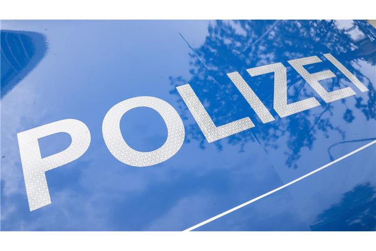 Die Polizei bat etwaige Zeugen um Hilfe. (Symbolbild)