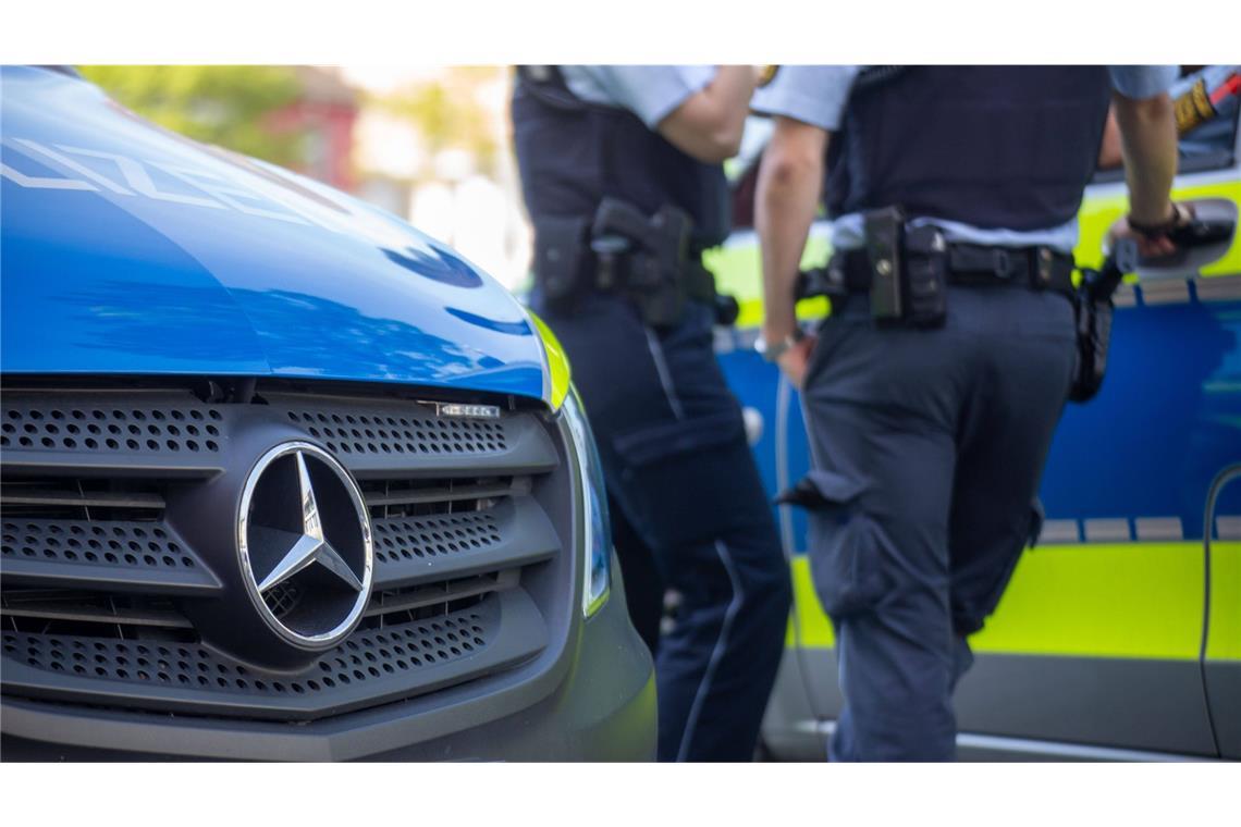 Die Polizei durchsuchte  mehrere Objekte, auch in Baden-Württemberg. (Symbolfoto)