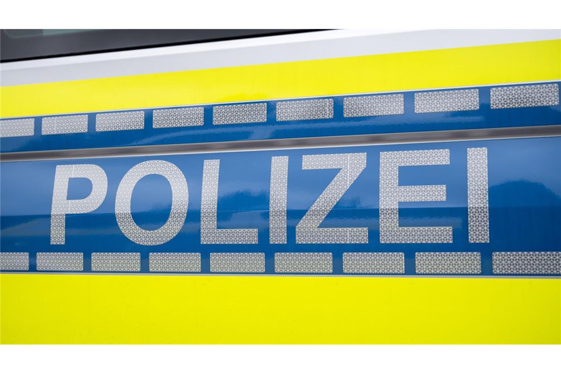 Polizei ermittelt wegen versuchten Tötungsdelikts Die Polizei ermittelt in dem Fall. (Symbolbild)
