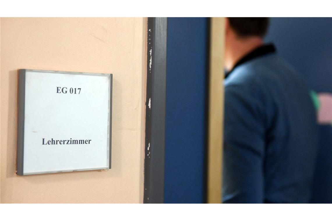 Die Polizei führt Opfer nur dann als Lehrkräfte in ihrer Statistik auf, wenn ein sachlicher Zusammenhang zwischen der Straftat und der beruflichen Tätigkeit besteht. (Symbolbild)