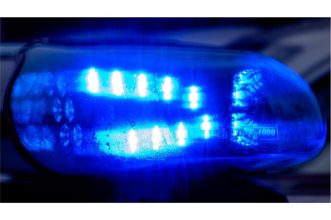 Die Polizei geht von einem Tötungsdelikt aus (Symbolbild).