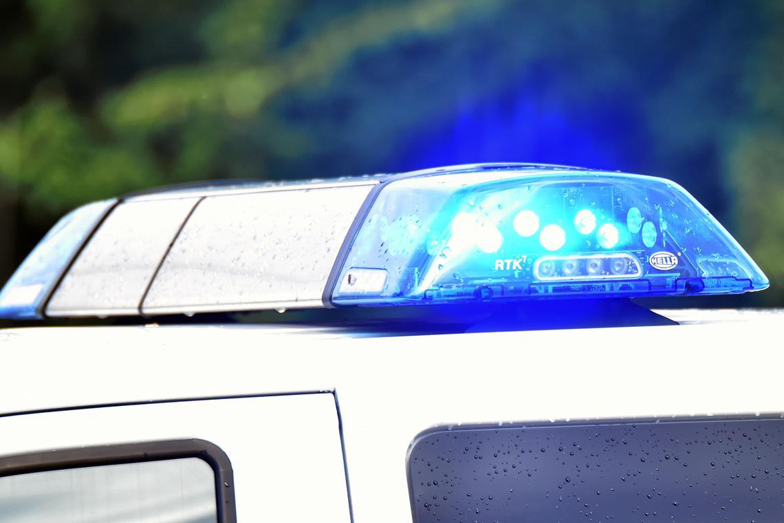 Die Polizei hält den selben Mann gleich zweimal in einer Nacht auf. Symbolfoto: Tobias Sellmaier