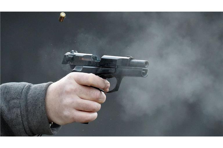 Die Polizei hat bei einem Mann in Mannheim eine Schreckschusswaffe sichergestellt. (Symbolbild)