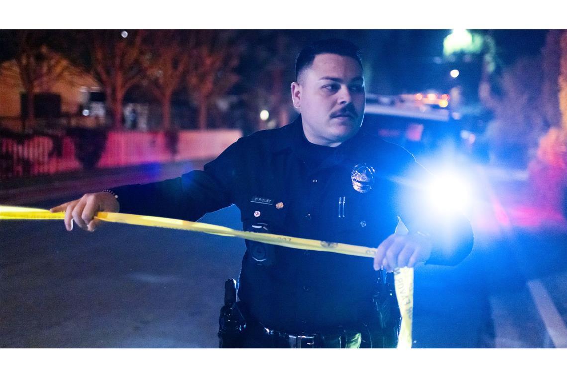 Die Polizei hat den Einsatzort abgesperrt.