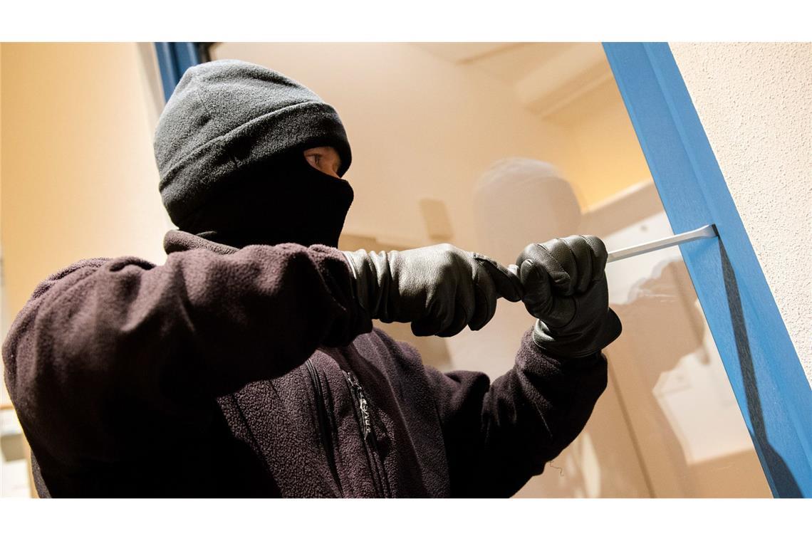 Mutmaßlicher Chef einer Einbrecherbande gefasst Die Polizei hat einen mutmaßlichen Kopf einer Einbrecherbande festgenommen. Er sitzt in U-Haft (Symbolfoto).