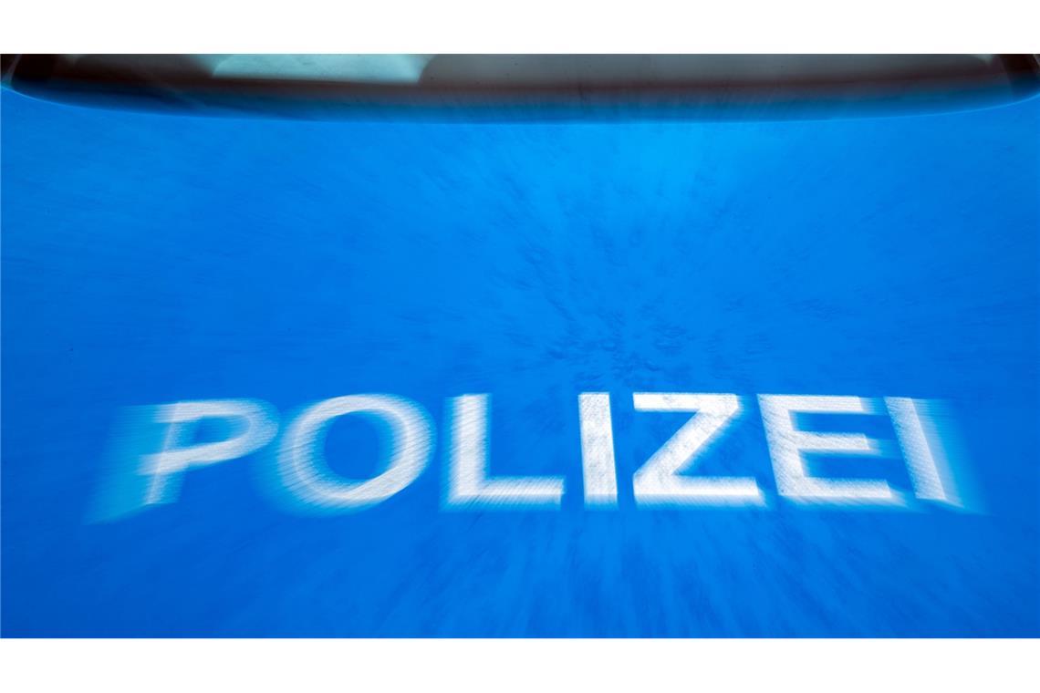 Haus von Linken-Politiker und Autos mit Nazisymbolen beschmiert Die Polizei hat ihre Ermittlungen aufgenommen. (Symbolbild)