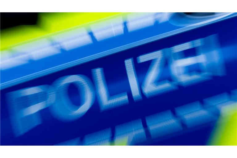Die Polizei hat nach dem Fund einer Leiche zwei Verdächtige festgenommen. (Symbolbild)