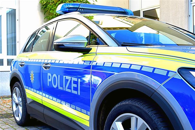 Die Polizei hofft auf Zeugenhinweise zu dem unbekannten Mann. Symbolfoto: Tobias Sellmaier