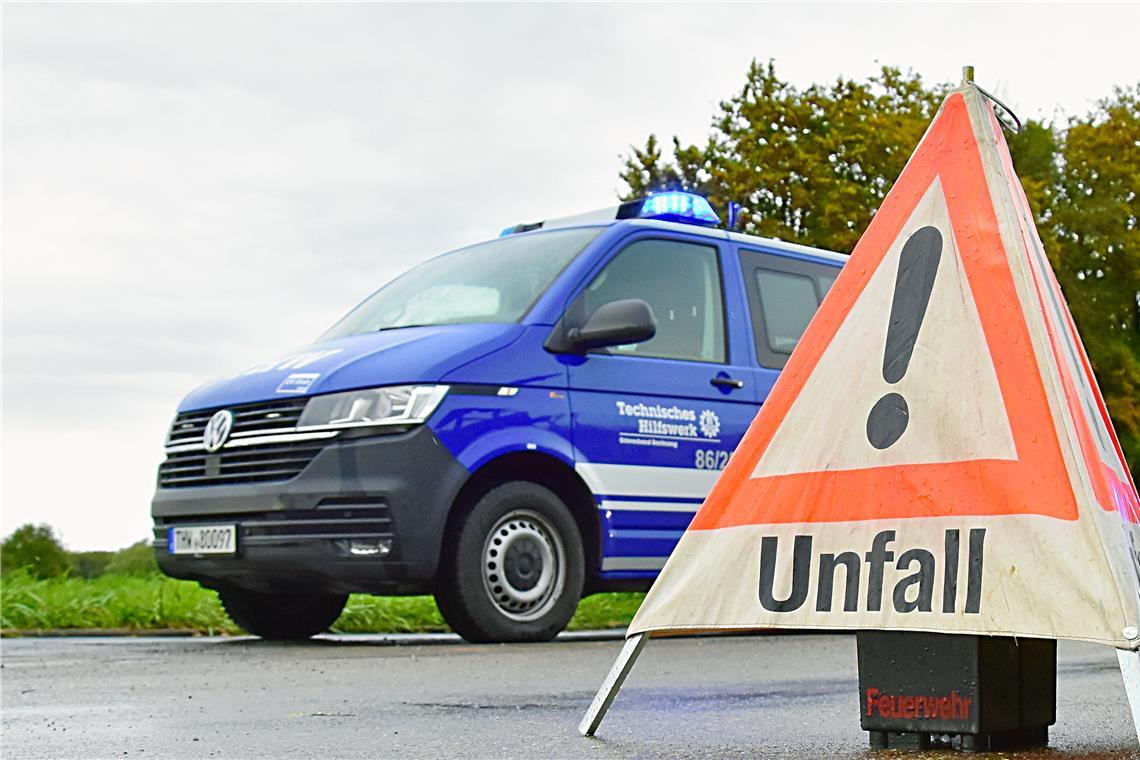 Die Polizei musste den Autobahnzubringer für etwa zweieinhalb Stunden sperren. Symbolfoto: Tobias Sellmaier