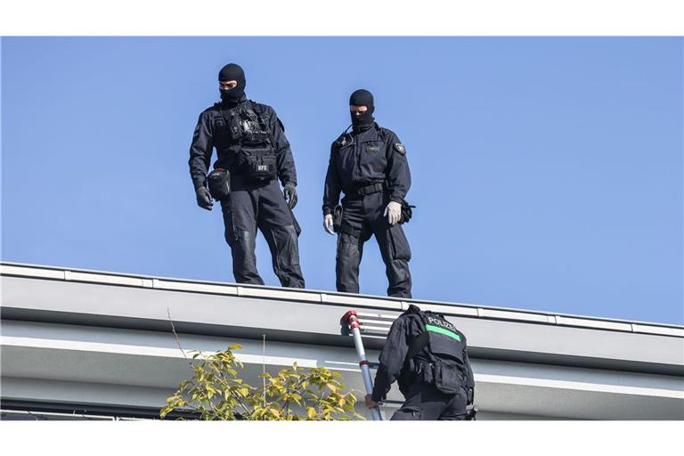 Die Polizei nahm bei einem gemeinsamen Einsatz der Polizei in Italien und Deutschland gegen Mafia und organisierte Kriminalität mehrere Personen fest.