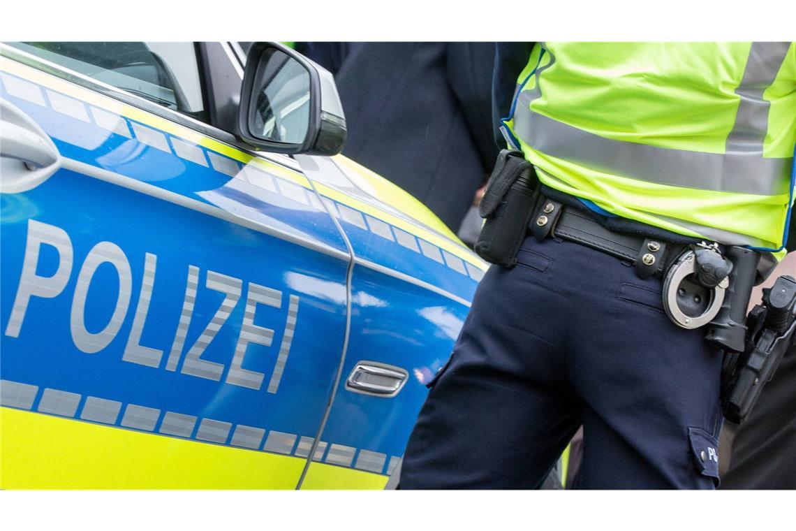 Erfolgreiche Fahndung: Polizei nimmt mutmaßlichen Entführer fest Die Polizei nahm den Mann am Donnerstagvormittag in Leutkirch im Allgäu fest. (Symbolbild)