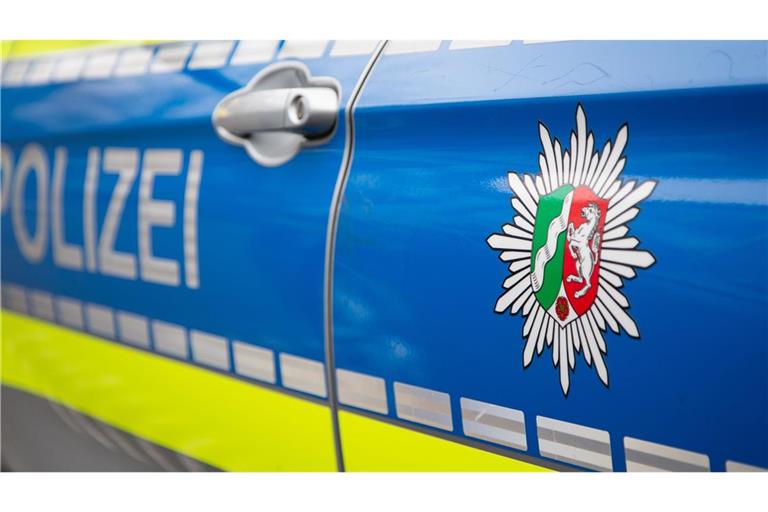 Die Polizei spricht von einer Bedrohungslage in Duisburg.