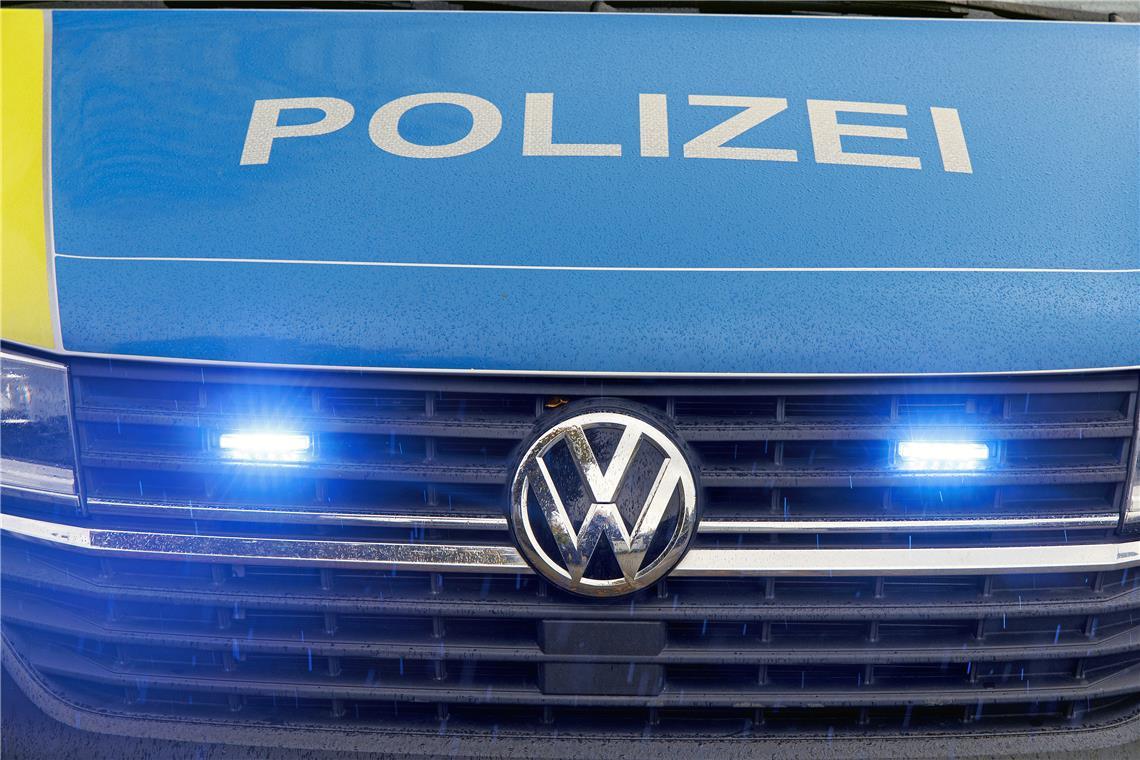 Die Polizei sucht Zeugen des EInbruchs. Symbolfoto: Jörg Fiedler
