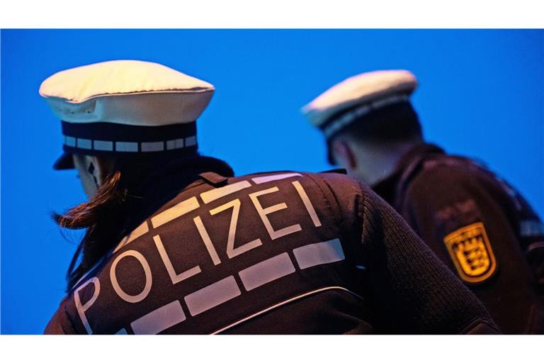 Die Polizei suchte das Gebiet um den Fundort weiträumig ab. (Symbolfoto)