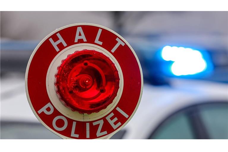 Die Polizei zog den betrunkenen Biker aus dem Verkehr. (Symbolbild)