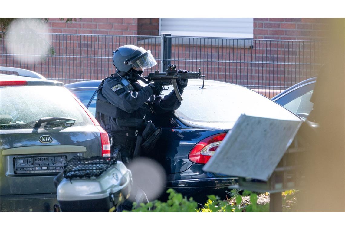 Die Polizeimaßnahmen sind wieder beendet.