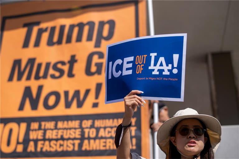 Die Proteste richten sich gegen die ICE und Trump.
