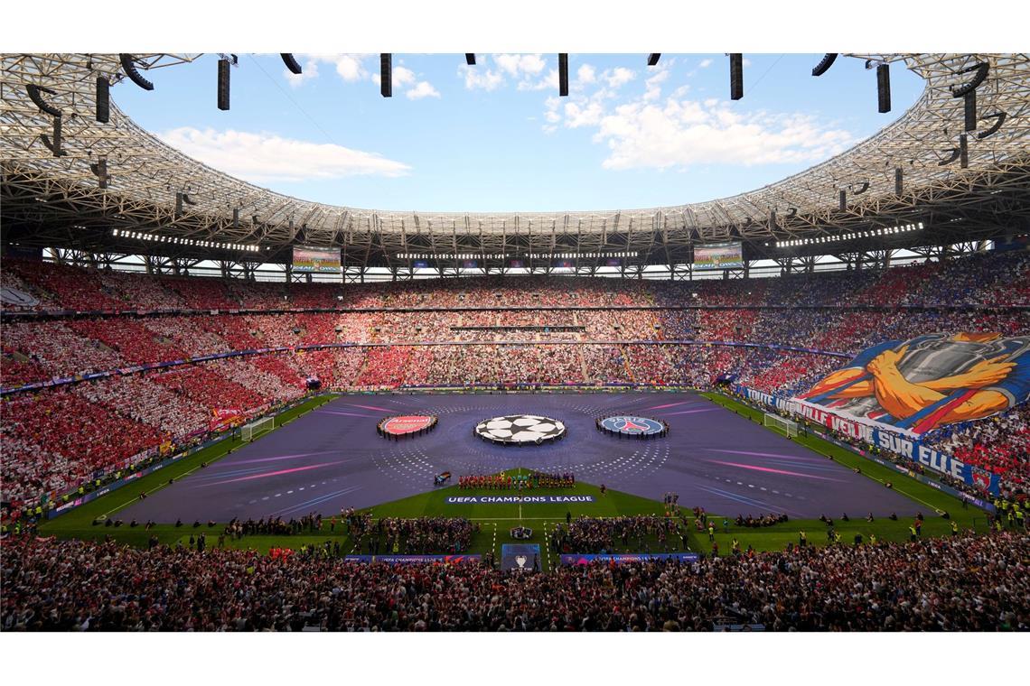 Die Puskás Arena in Budapest war ausverkauft.
