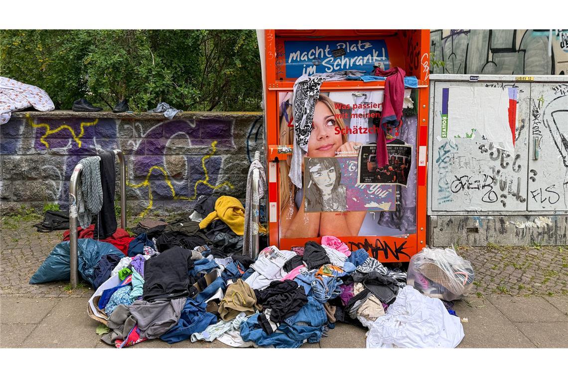 Wirksam gegen Fast Fashion? Schneider plant Textilgesetz