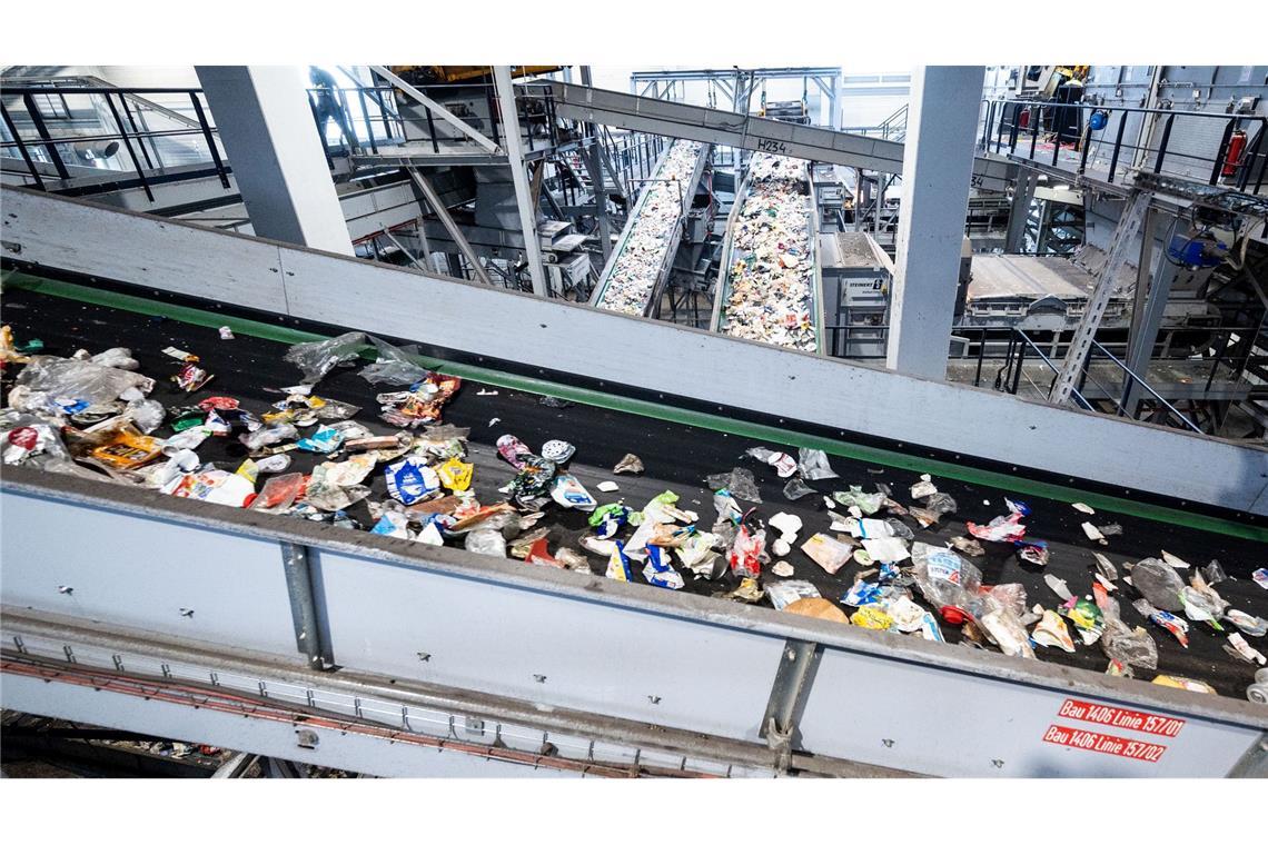 Die Recyclingrate ist weltweit gesehen nahezu gleich geblieben. (Archivbild)