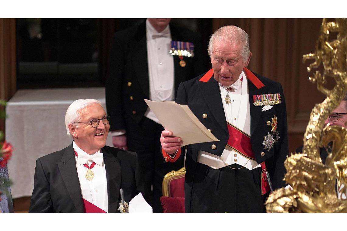 Die Rede des britischen Monarchen war gespickt mit Scherzen über die deutsche Autoindustrie – und den Fußball.