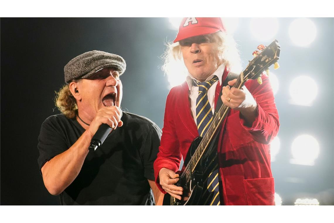 Eventim-Chef rechnet mit steigenden Konzertpreisen Die Rockband AC/DC, hier in Kalifornien, tritt im August in Karlsruhe auf. (Archivbild)