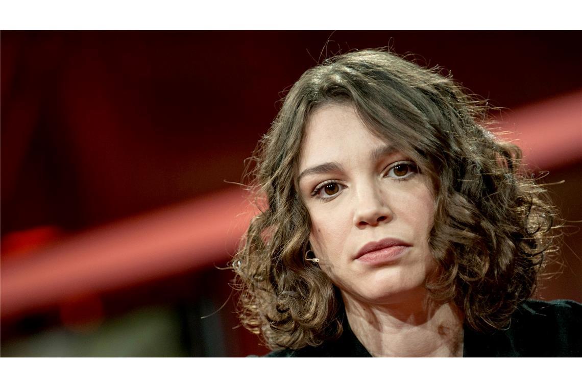 Die russische Oppositionelle Schanna Nemzowa kritisiert, dass auch viele einfache Kleinanleger ihrer Heimat zu Unrecht unter den westlichen Finanzaktionen leiden. (Archivbild)