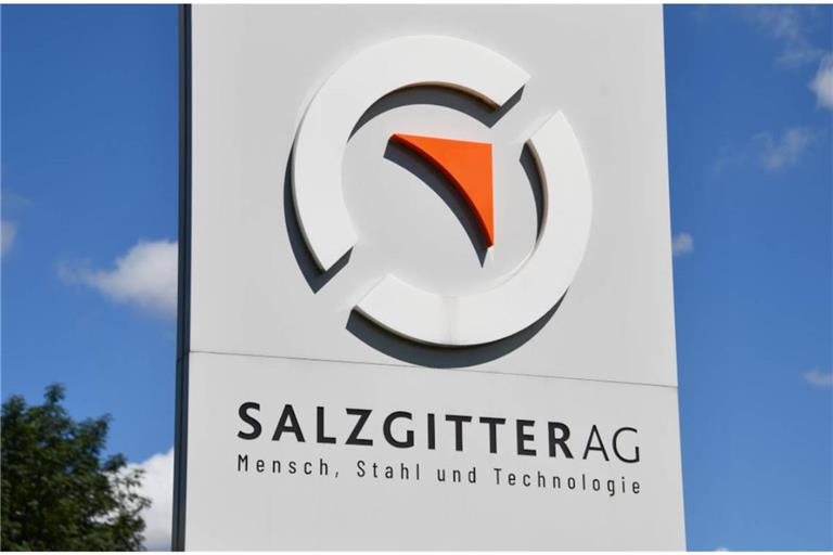 Die Salzgitter-Aktie verzeichnet einen deutlichen Kursanstieg und erreicht ein Jahreshoch. Erfahren Sie, welche Faktoren den Aufschwung der Aktie begünstigen.