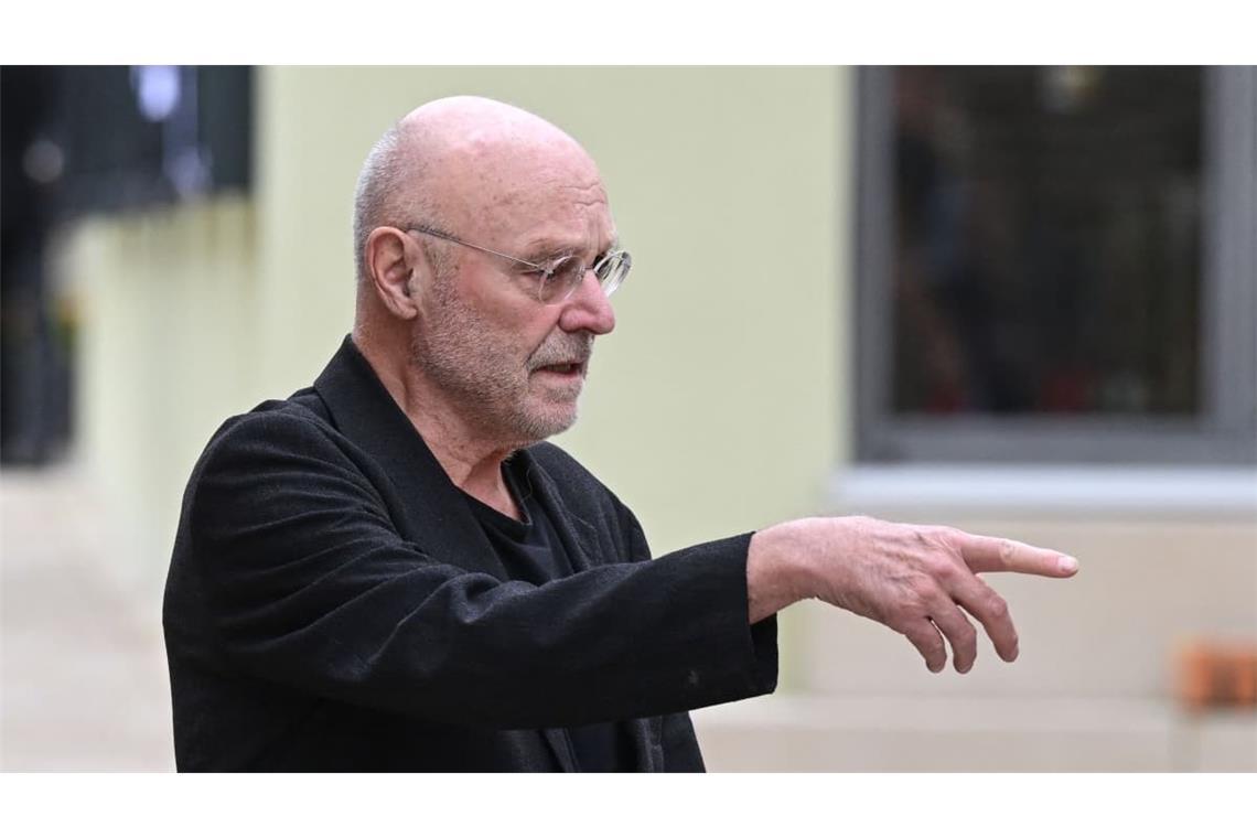 Die Sammlung Würth besitzt mehr als 70 Werke von Anselm Kiefer – zur Eröffnung seiner Ausstellung „Alles, was der Fall ist“ kam der 81-Jährige in die Kunsthalle Würth nach Schwäbisch Hall.
