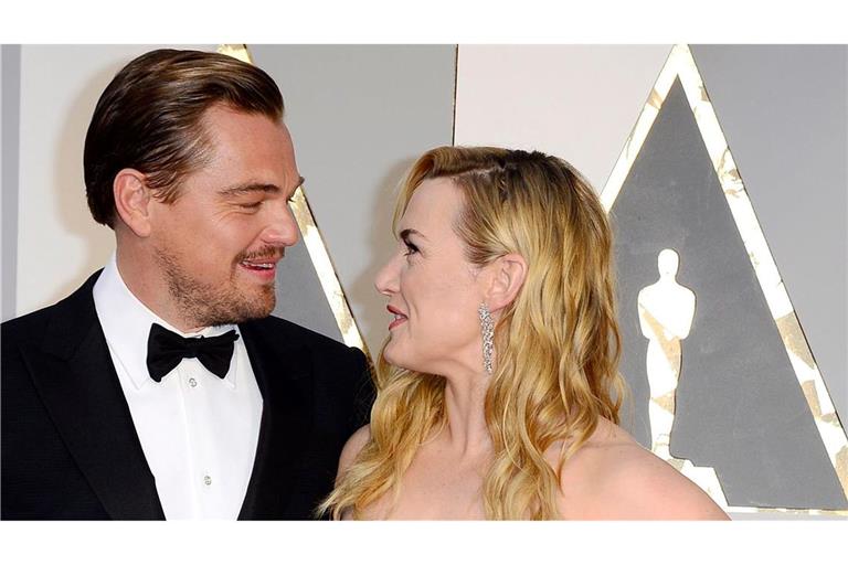 Die Schauspieler Leonardo DiCaprio und Kate Winslet vor fast zehn Jahren. 1997 waren sie das Traumpaar in "Titanic". (Archivbild)