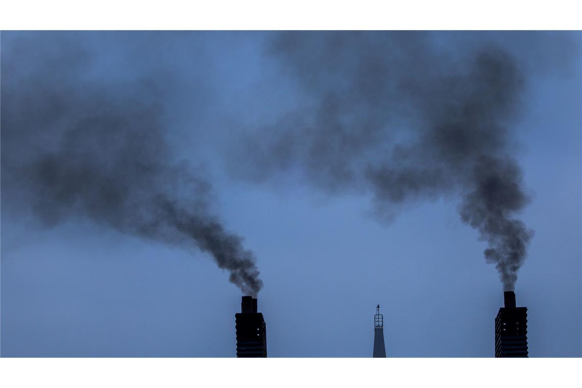 EU-Behörden: Schifffahrt hat Nachholbedarf bei Klimazielen Die Schifffahrt trägt zu schätzungsweise drei bis vier Prozent der CO2-Emissionen der EU bei. (Illustration)