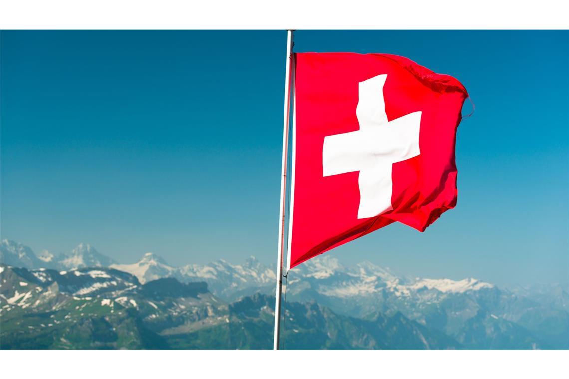Handwerker, Steuern, Rente – macht es die Schweiz besser als wir? Die Schweiz ist trotz hoher Kosten international konkurrenzfähig.