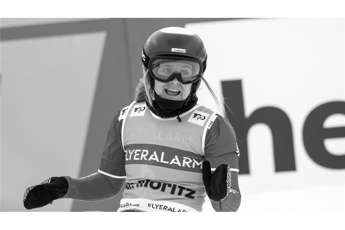 Mit 26 Jahren: Snowboarderin stirbt bei Lawinenunglück Die Schweizerin Sophie Hediger (26) starb am 24.12.2024 bei einem Lawinenunglück in Arosa (Archivfoto).