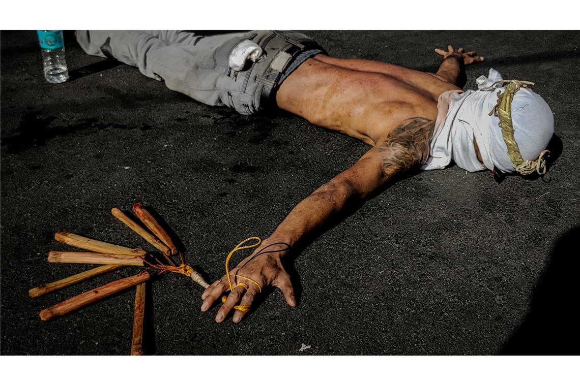 Blutige Karfreitags-Rituale auf den Philippinen Die Selbstgeißelung ist auf den Philippinen Teil der Karfreitagsrituale