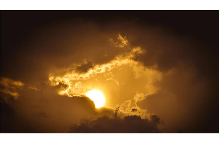 Die Sonne könnte im Laufe des Montags von Wolken und Regen verdrängt werden.