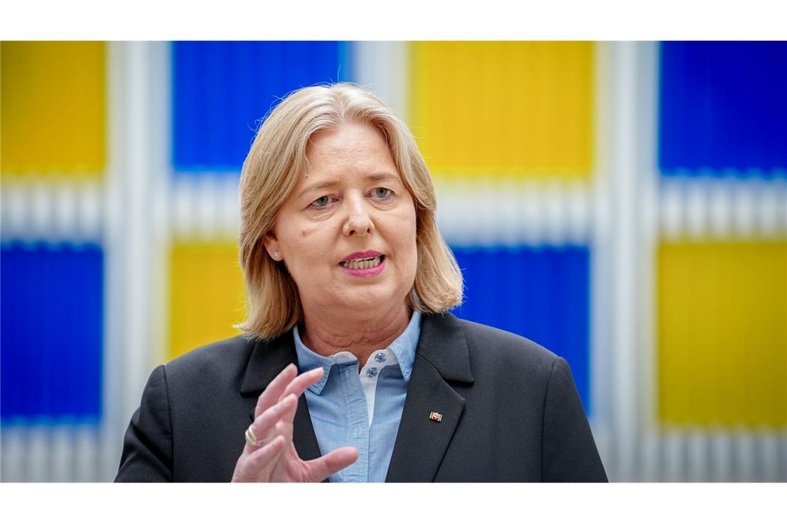 Die Sozialstaatskommission soll ihren Bericht an Bundesarbeitsministerin Bärbel Bas (SPD) übergeben. (Archivfoto)