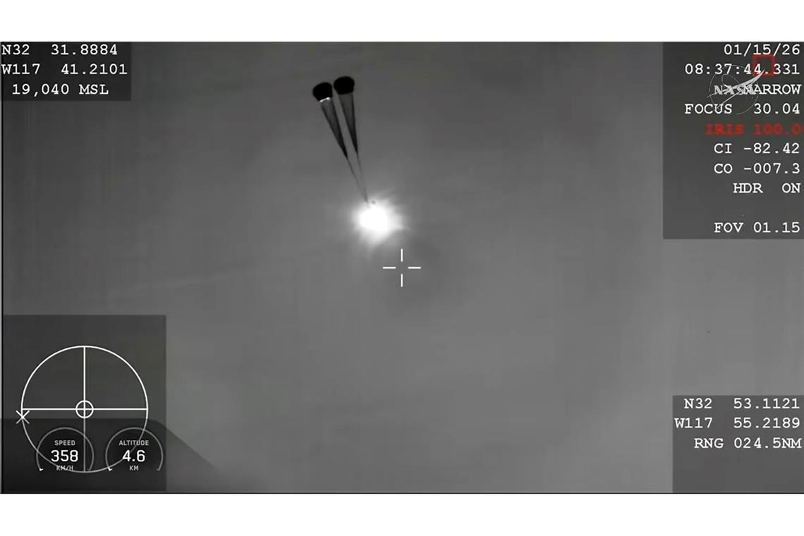 Die SpaceX Crew-11-Mitglieder landeten mitten in der Nacht in der Nähe von San Diego im Meer.