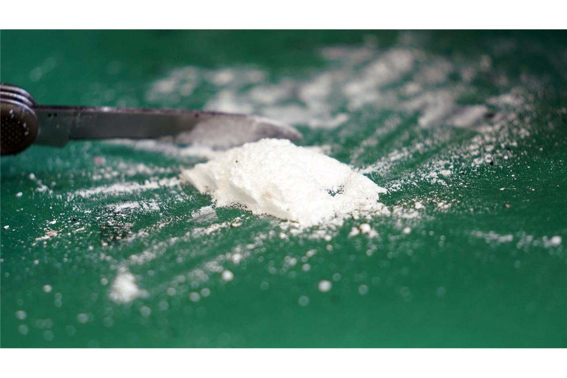 Die spanische Polizei hat nach offiziellen Angaben auf einem Frachter die Rekordmenge von 30 Tonnen Kokain beschlagnahmt. (Symbolbild)