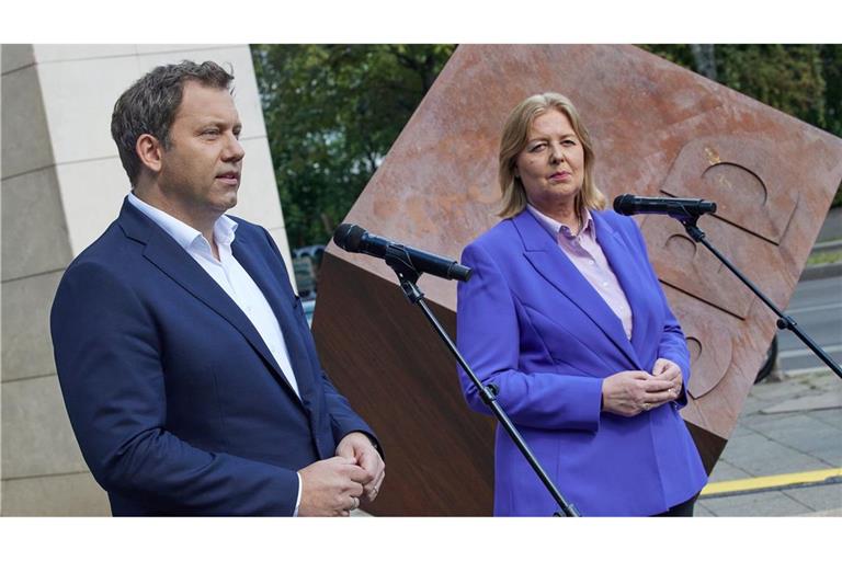 Die SPD-Chefs vor einer Klausur des Parteivorstands in Berlin.