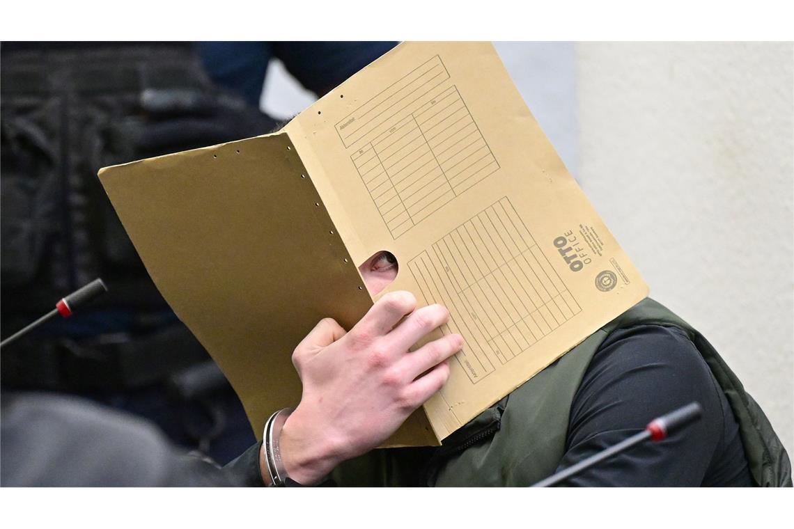 Die Staatsanwaltschaft glaubt, dass auch zahlreiche weitere Verdächtige systematisch Erwachsene in die Sex-Falle gelockt haben, um sie auszurauben.