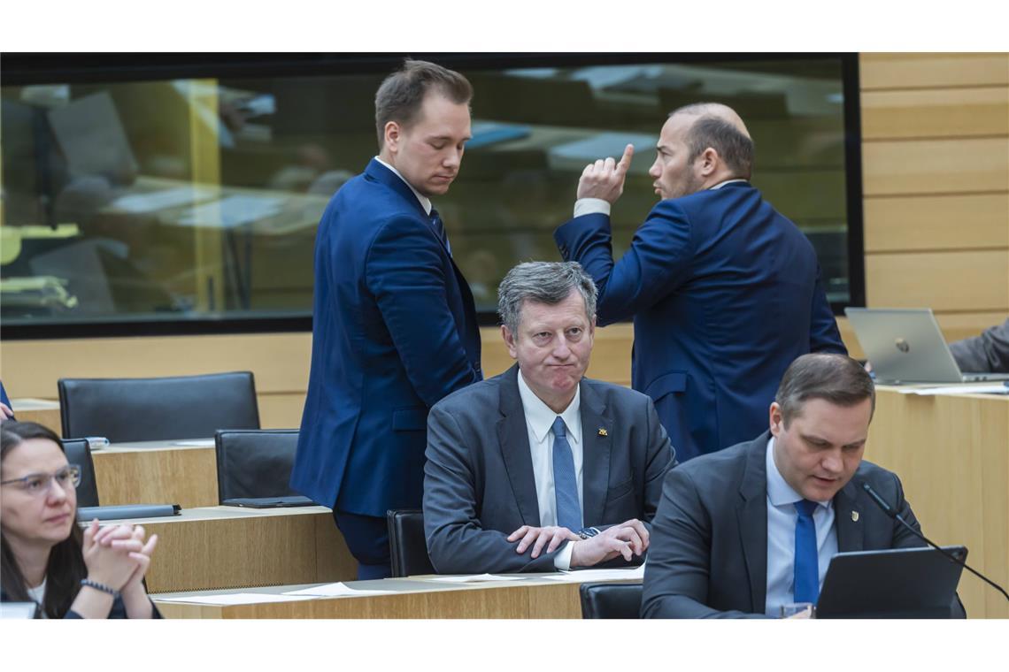 Die Staatsanwaltschaft hat einen Strafbefehl gegen Miguel Klauß (2.v.r.) beantragt (Archivbild).