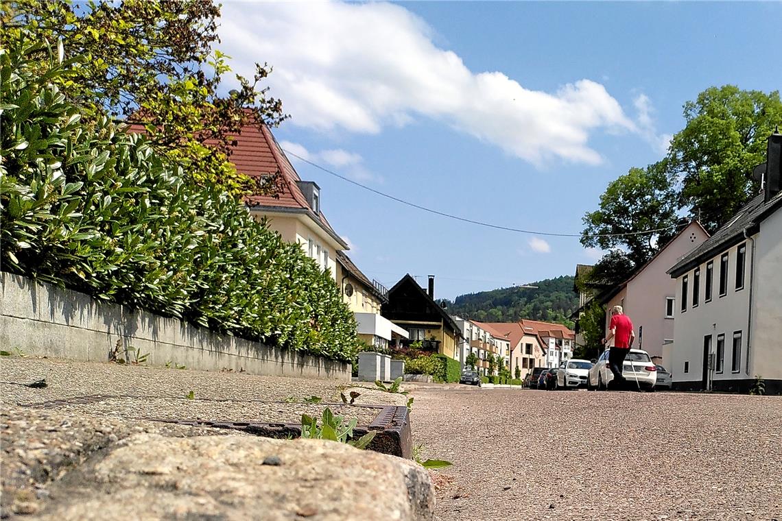 Stadtentwicklung braucht langen Atem Die Stadt plant im Juni eine Informationsveranstaltung rund um die Sanierung der Karlstraße. Vermutlich laufen die Ausschreibungen im Herbst, sodass das Projekt im Frühjahr 2023 angegangen werden könnte – wohl mit mehreren Monaten Bauzeit. Foto: Christine Schick