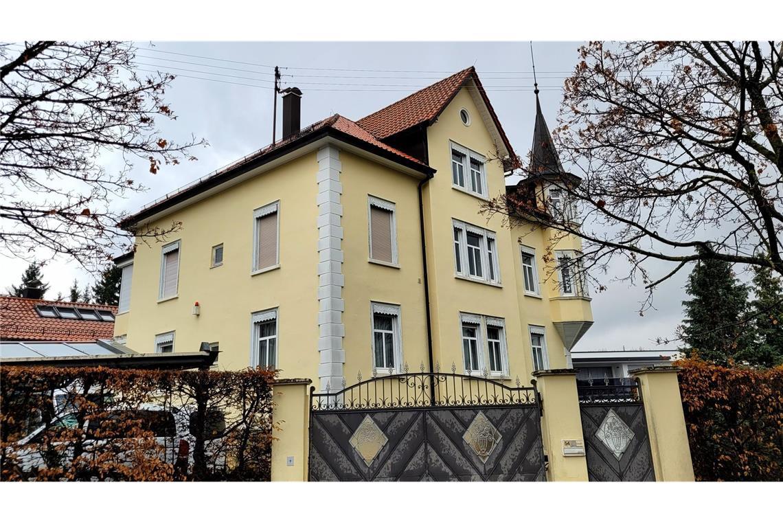 Die Stadtvilla in Pfullingen: Hier wurden der 63-Jährige und seine Frau tot gefunden.