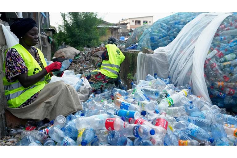 Die Studie kontriert sich auf die negativen Gesundheitsbelastungen im Zuge des Plastik-Lebenszyklus - es gibt aber auch positive Aspekte. (Archivbild)