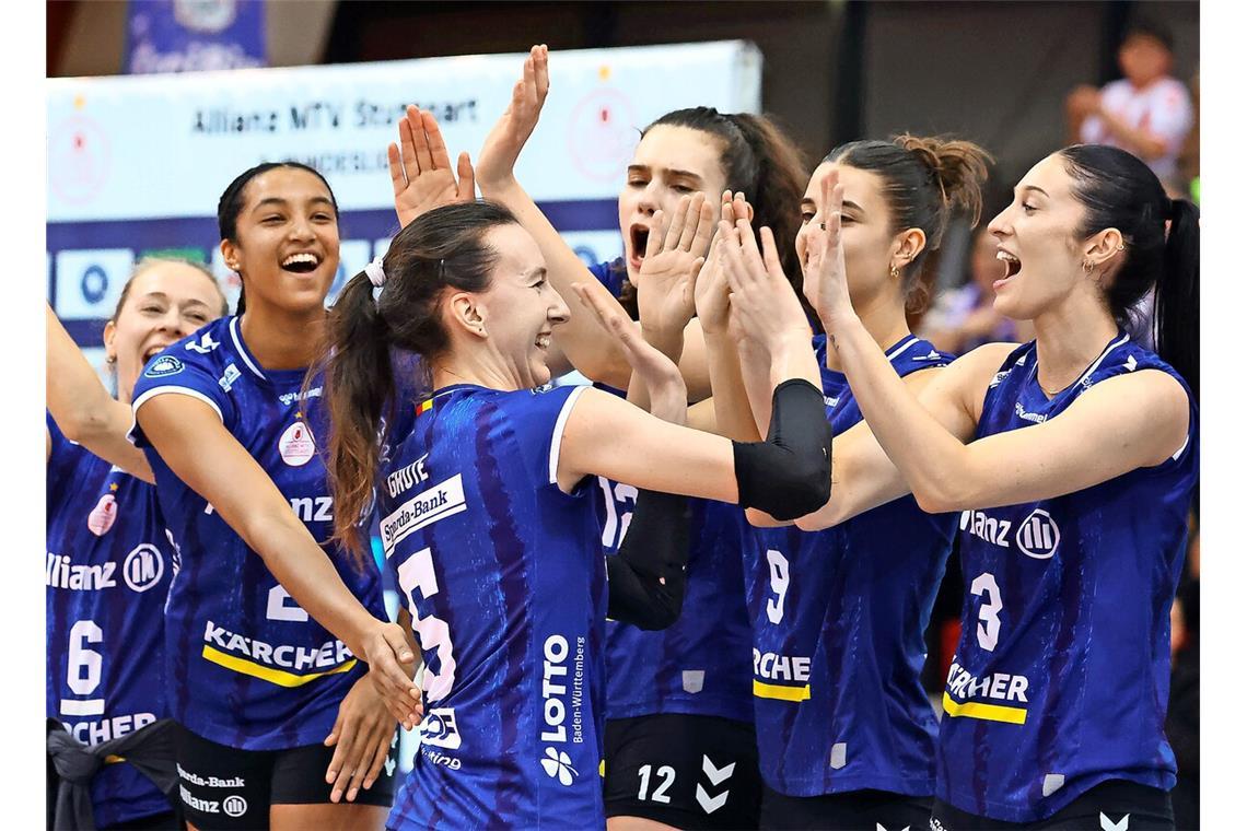 Die Stuttgarterinnen haben einen Lauf: Mit einem Sieg gegen den VfB Suhl wären die Tabellenführerinnen nicht mehr einzuholen.