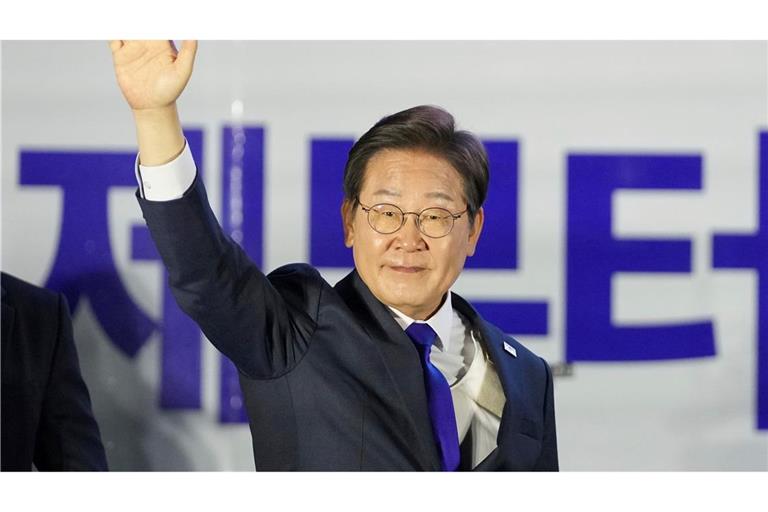 Die Südkoreaner haben nach einer mehrmonatigen Staatskrise über ein neues Staatsoberhaupt entschieden.