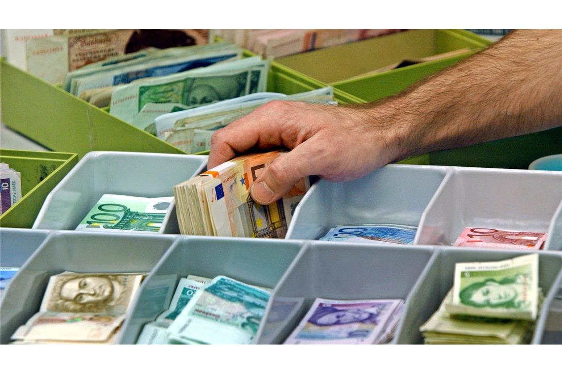 Millionenschatz D-Mark: Bundesbank tauscht altes Geld um Die Summe der eingetauschten D-Mark-Bestände ist gesunken. (Archivbild)