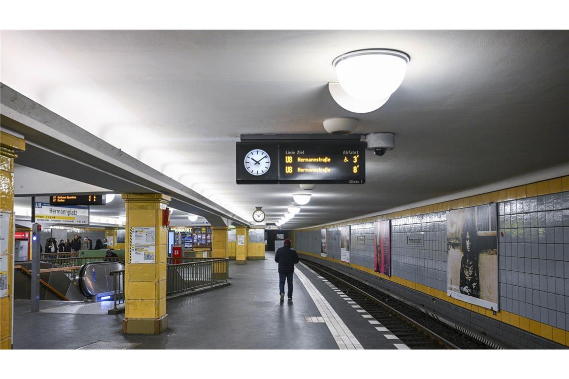 Die Tat ereignete sich am Bahnhof Hermannplatz in Neukölln.